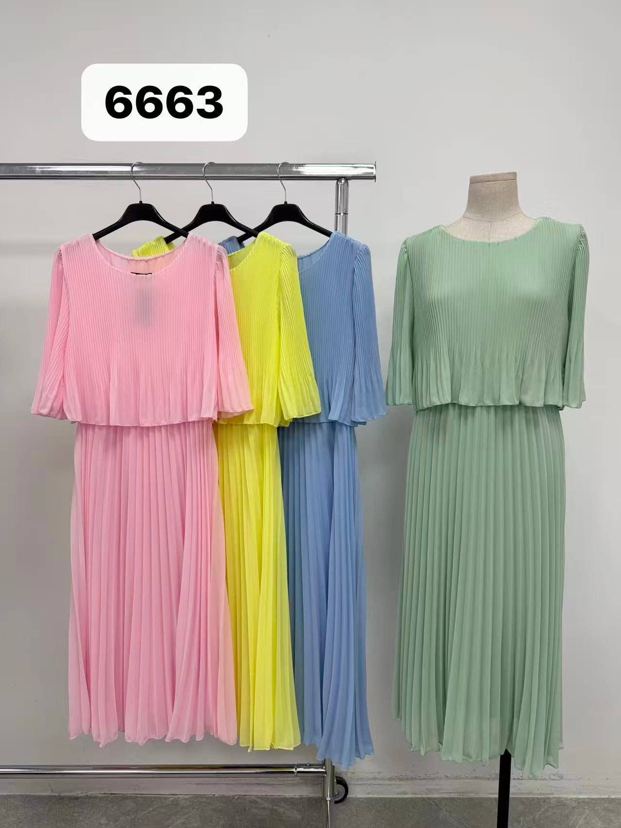 Wholesale Plain Crew Cape Pleated Plisse Maxi Dress